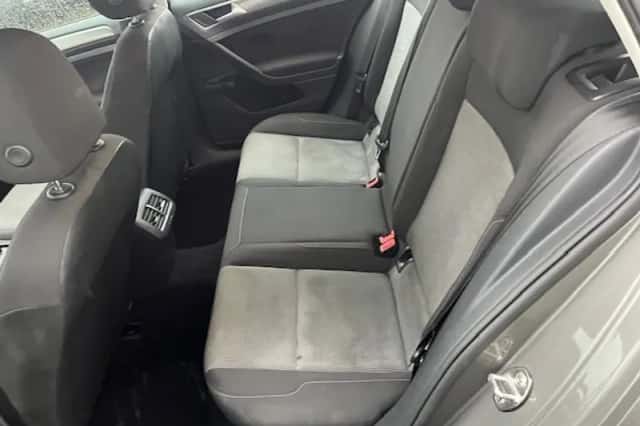 Volkswagen Golf (2013) thumbnail 5