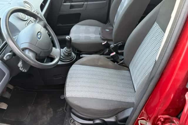 Ford Fusion (2008) thumbnail 2
