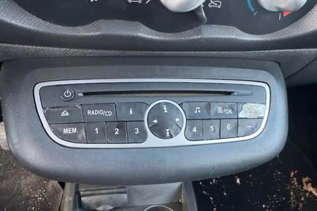 Renault Twingo (2012) thumbnail 3