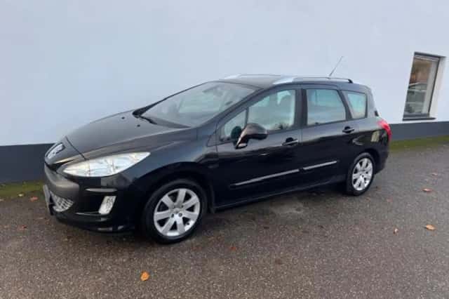 Peugeot 308 (2009) thumbnail 1