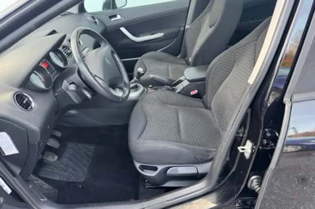 Peugeot 308 (2009) thumbnail 2