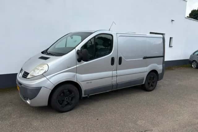 Renault Trafic (2007) thumbnail 1