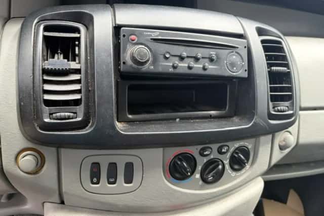 Renault Trafic (2007) thumbnail 3