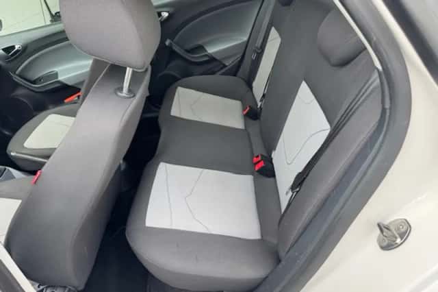 SEAT Ibiza (2013) thumbnail 4