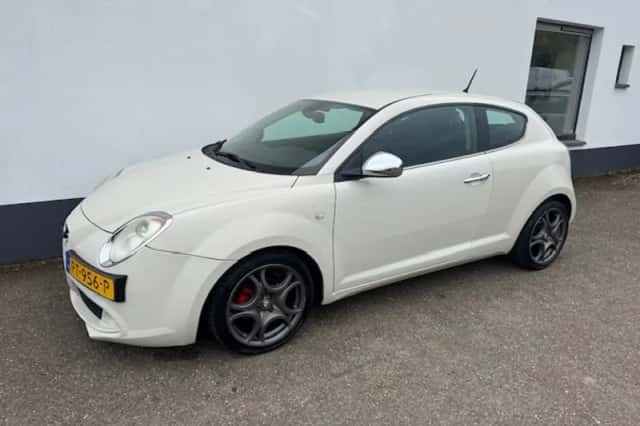 Alfa Romeo MiTo (2009) thumbnail 1