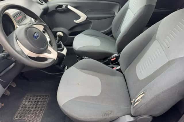 Ford Ka (2010) thumbnail 5
