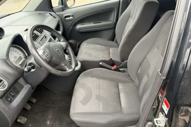 Opel Agila (2010) thumbnail 3