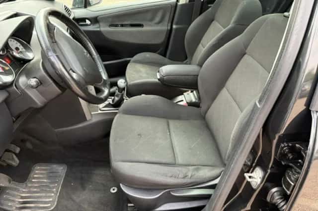 Peugeot 207 (2009) thumbnail 2