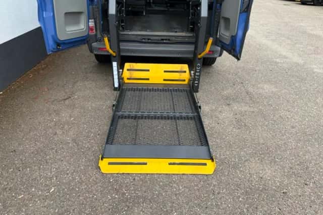 Renault Trafic (2013) thumbnail 3