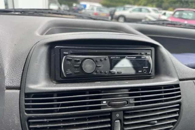 Fiat Punto (2003) thumbnail 2