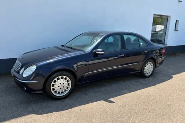 Mercedes-Benz E-Klasse (2003) thumbnail 1