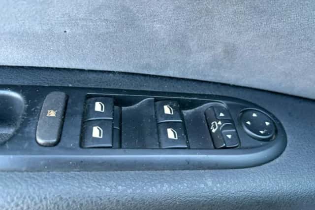 Peugeot 407 (2005) thumbnail 5