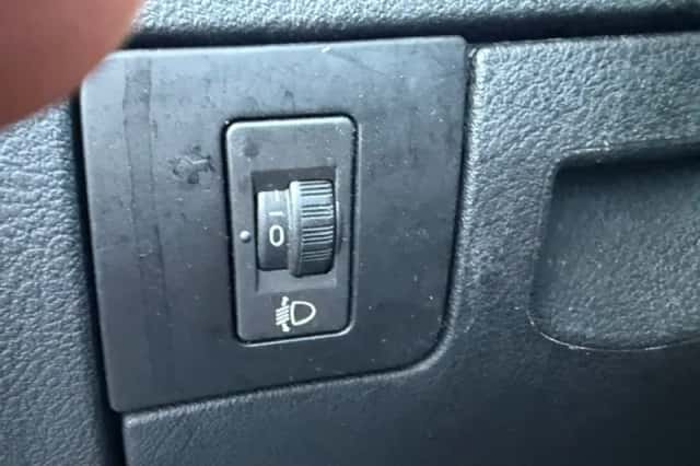 Peugeot 407 (2005) thumbnail 6