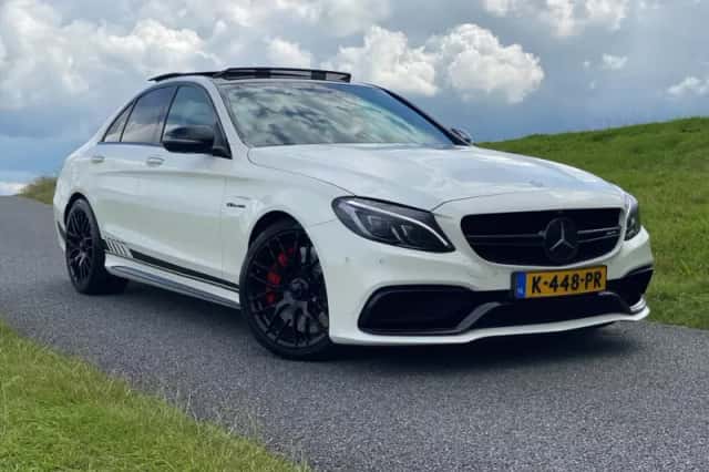 Mercedes-Benz C-Klasse (2015) thumbnail 2