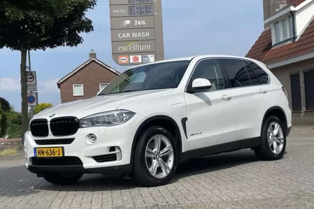 BMW X5 (2015) thumbnail 3