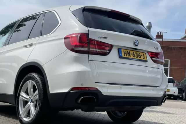 BMW X5 (2015) thumbnail 6