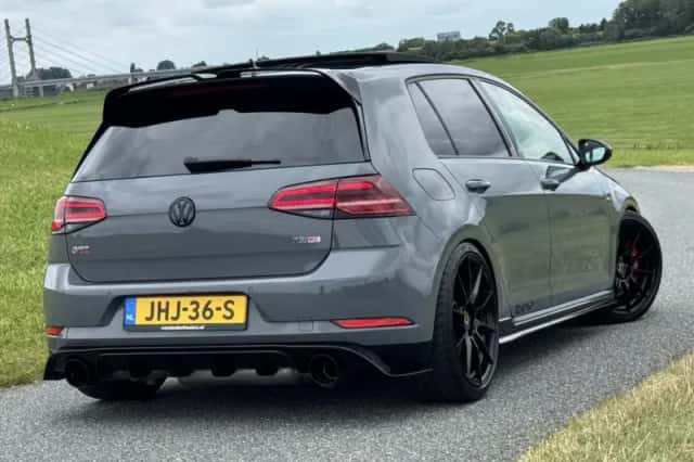 Volkswagen Golf (2019) thumbnail 5