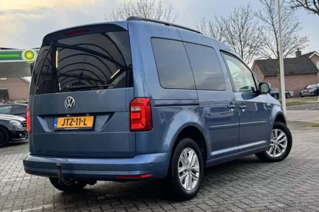 Volkswagen Caddy (2017) thumbnail 5