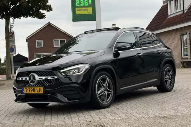 Mercedes-Benz GLA-Klasse (2020) thumbnail 3