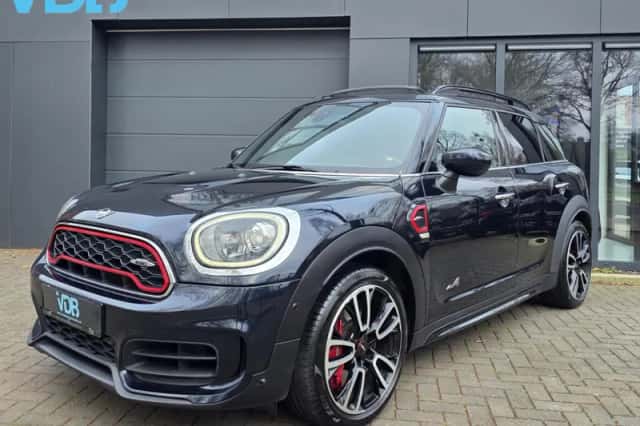 MINI Countryman (2019) thumbnail 1