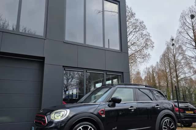 MINI Countryman (2019) thumbnail 2