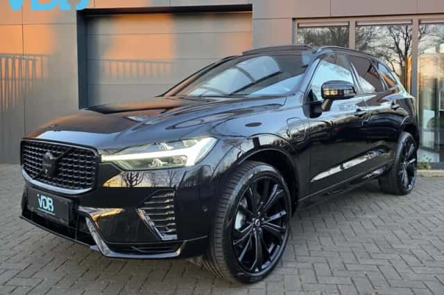 Volvo XC60 (2024) thumbnail 3