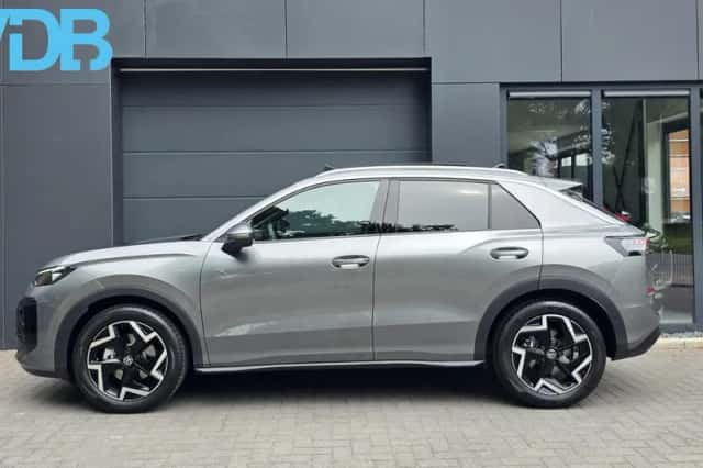 Volkswagen T-Roc (2026) thumbnail 6