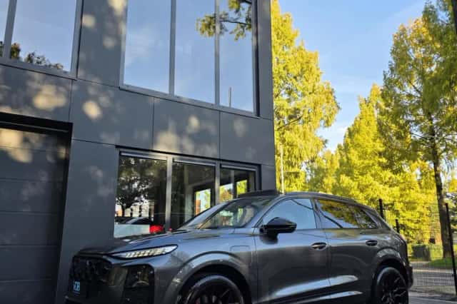 Audi Q3 (2025) thumbnail 2