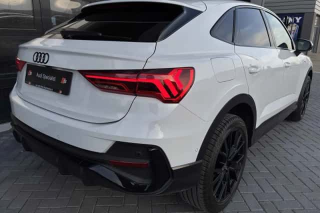 Audi Q3 Sportback (2022) thumbnail 2