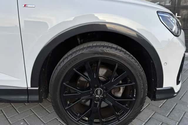 Audi Q3 Sportback (2022) thumbnail 3