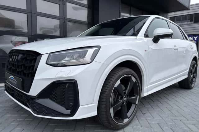 Audi Q2 (2021) thumbnail 4