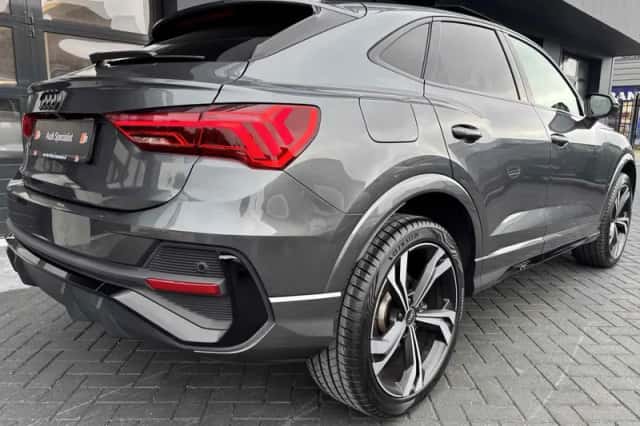 Audi Q3 Sportback (2023) thumbnail 3