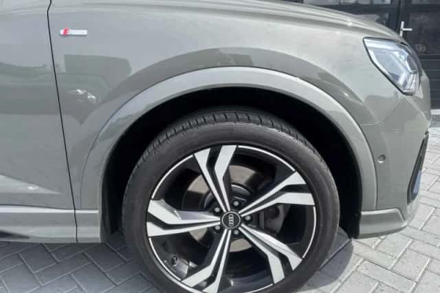 Audi Q3 Sportback (2023) thumbnail 4