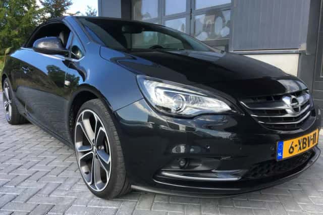 Opel Cascada (2014) thumbnail 1