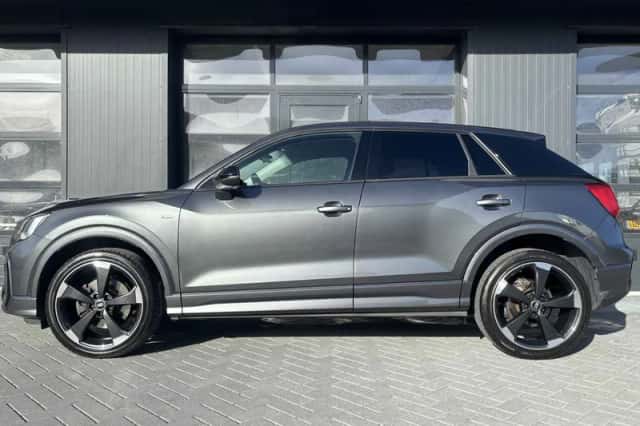 Audi Q2 (2022) thumbnail 4
