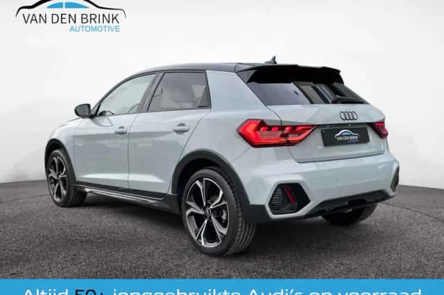 Audi A1 Allstreet (2023) thumbnail 4