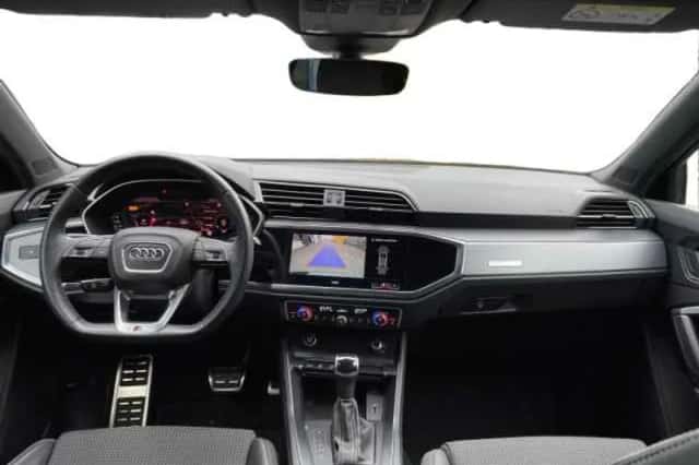 Audi Q3 Sportback (2021) thumbnail 4