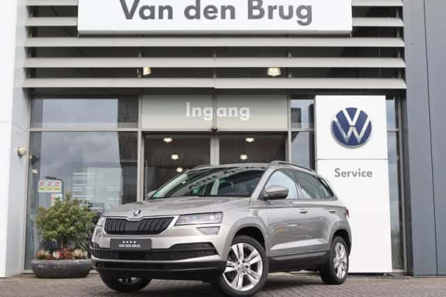 Škoda Karoq (2017) thumbnail 3