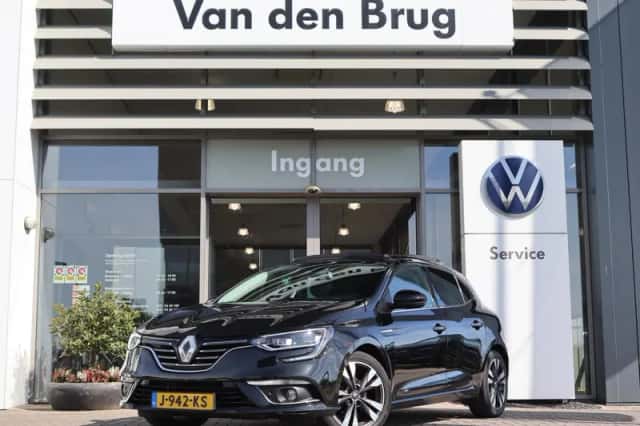 Renault Mégane (2019) thumbnail 3