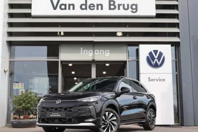 Volkswagen T-Roc (2026) thumbnail 3
