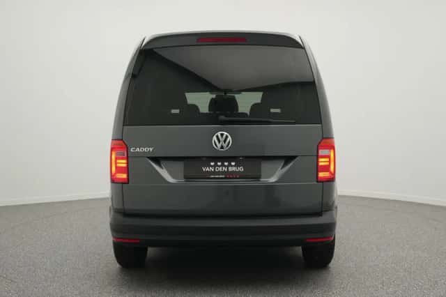 Volkswagen Caddy (2018) thumbnail 6