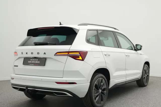 Škoda Karoq (2023) thumbnail 2
