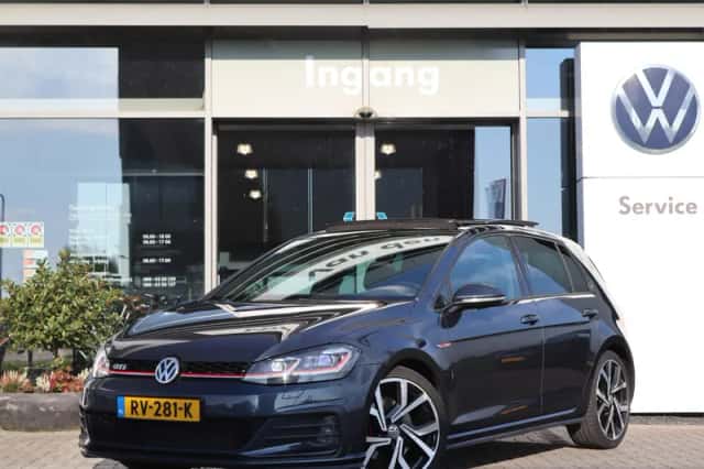 Volkswagen Golf (2017) thumbnail 1