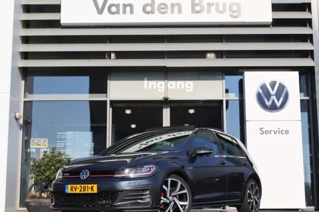 Volkswagen Golf (2017) thumbnail 3