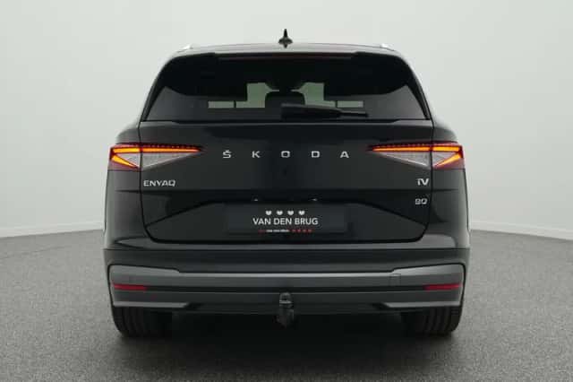 Škoda Enyaq (2022) thumbnail 6