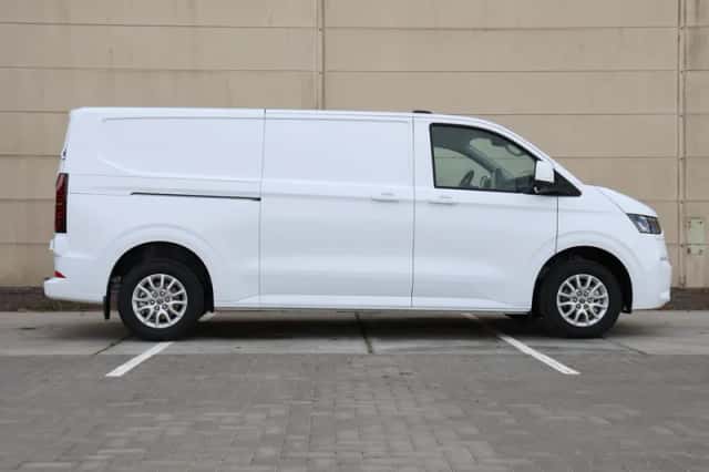 Volkswagen Transporter (2026) thumbnail 2
