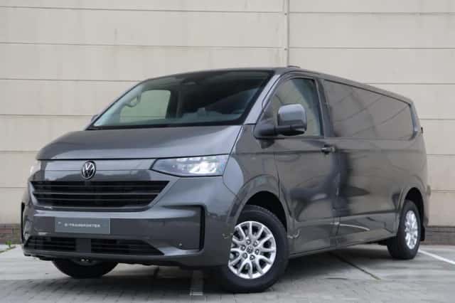 Volkswagen Transporter (2026) thumbnail 1