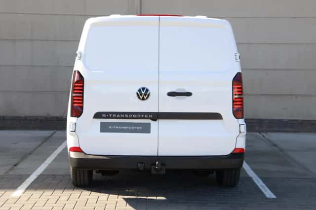 Volkswagen E-Transporter (2026) thumbnail 6
