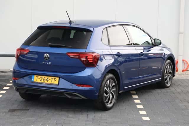 Volkswagen Polo (2023) thumbnail 5