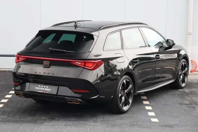 CUPRA Leon Sportstourer (2023) thumbnail 5